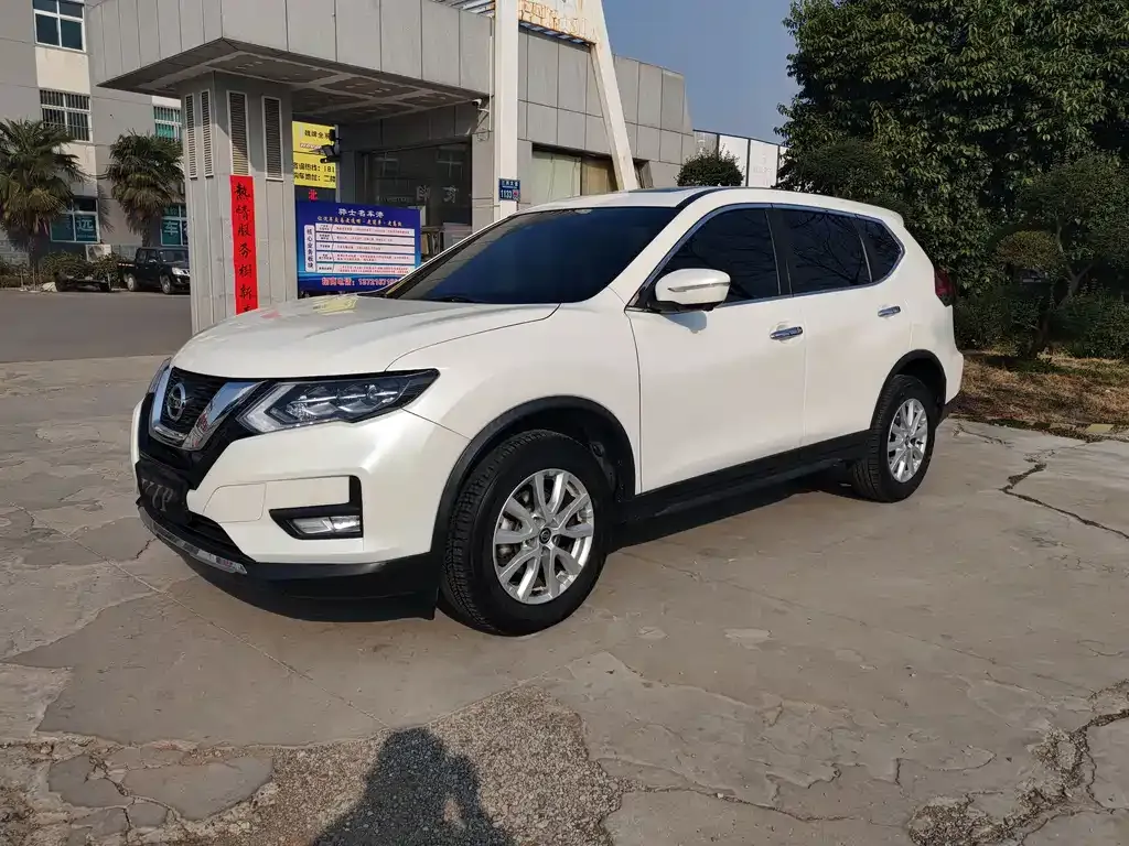 Nissan X-Trail 2021 из CN, фото 1