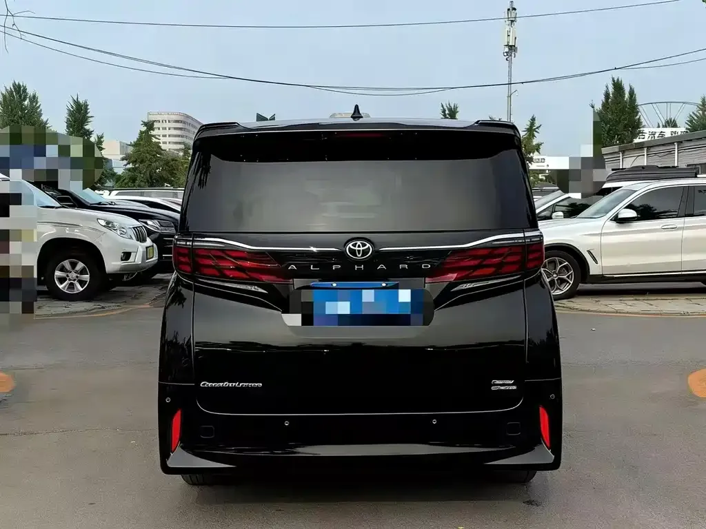 Toyota Alphard 2024 из CN, фото 3