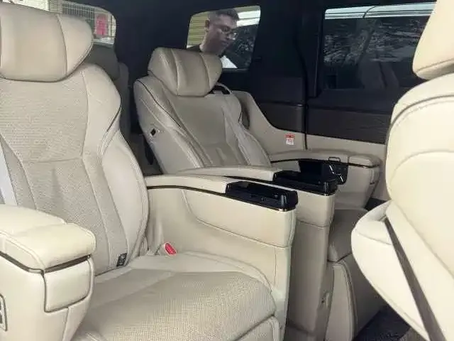 Toyota Alphard 2024 из CN, фото 4