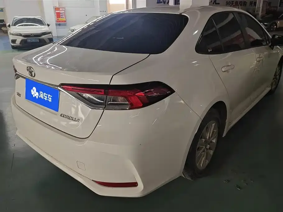 Toyota Corolla 2023 из CN, фото 3