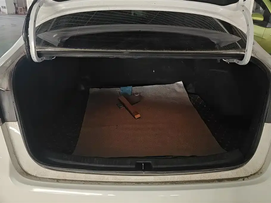 Toyota Corolla 2023 из CN, фото 2