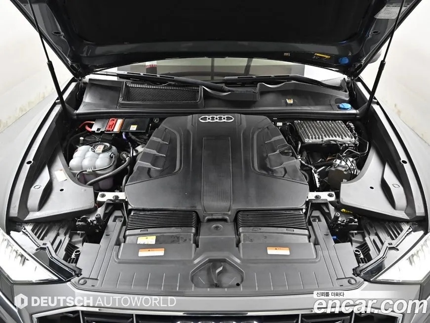 Audi Q8 2021 из KR, фото 8