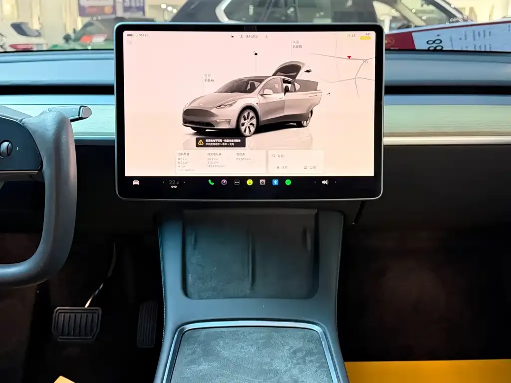 Tesla Model Y — фото 5