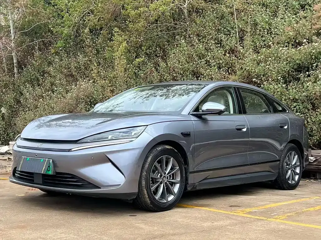 BYD Qin L 2025 из CN, фото 1