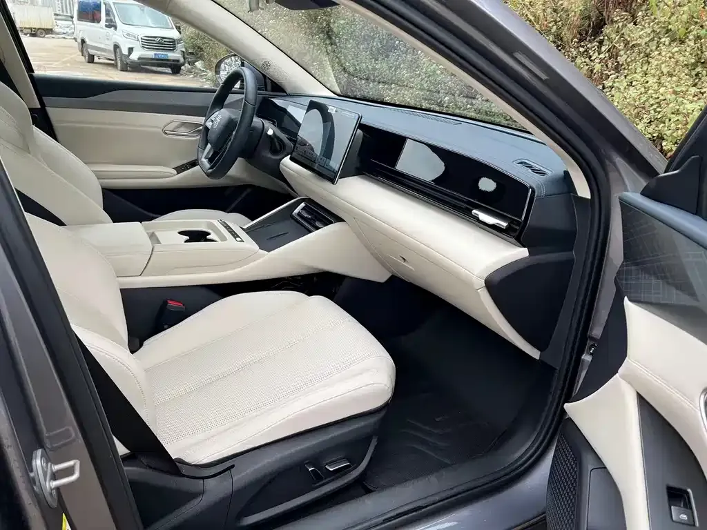 BYD Qin L 2025 из CN, фото 3