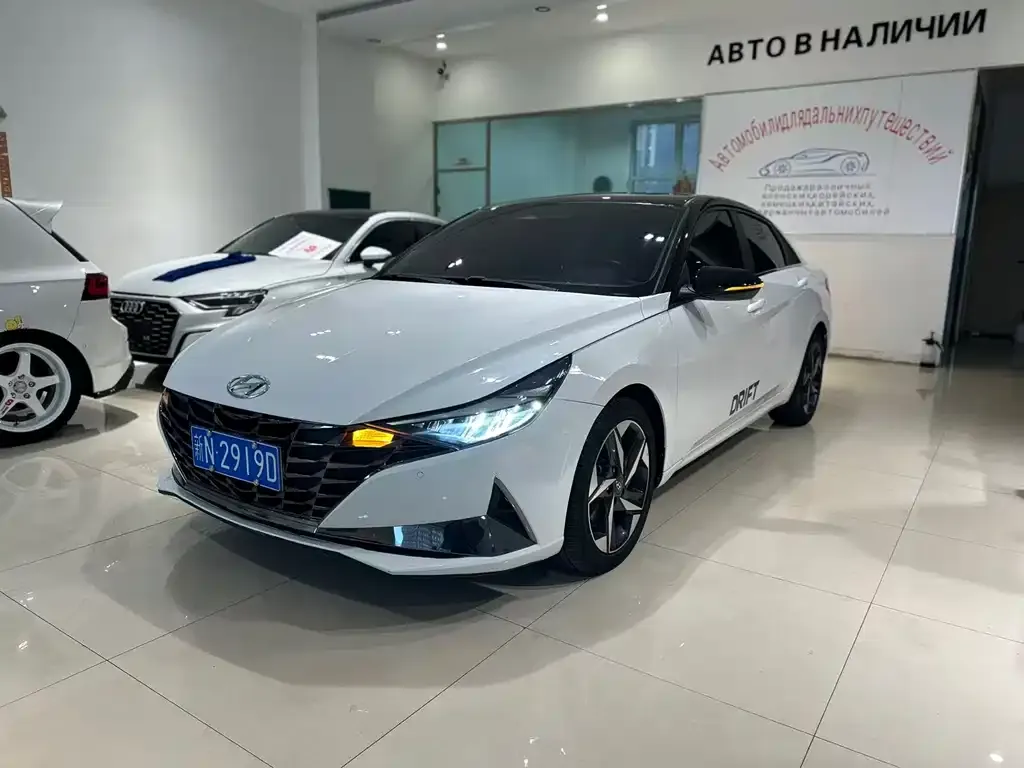 Hyundai Elantra 2021 из CN, фото 1