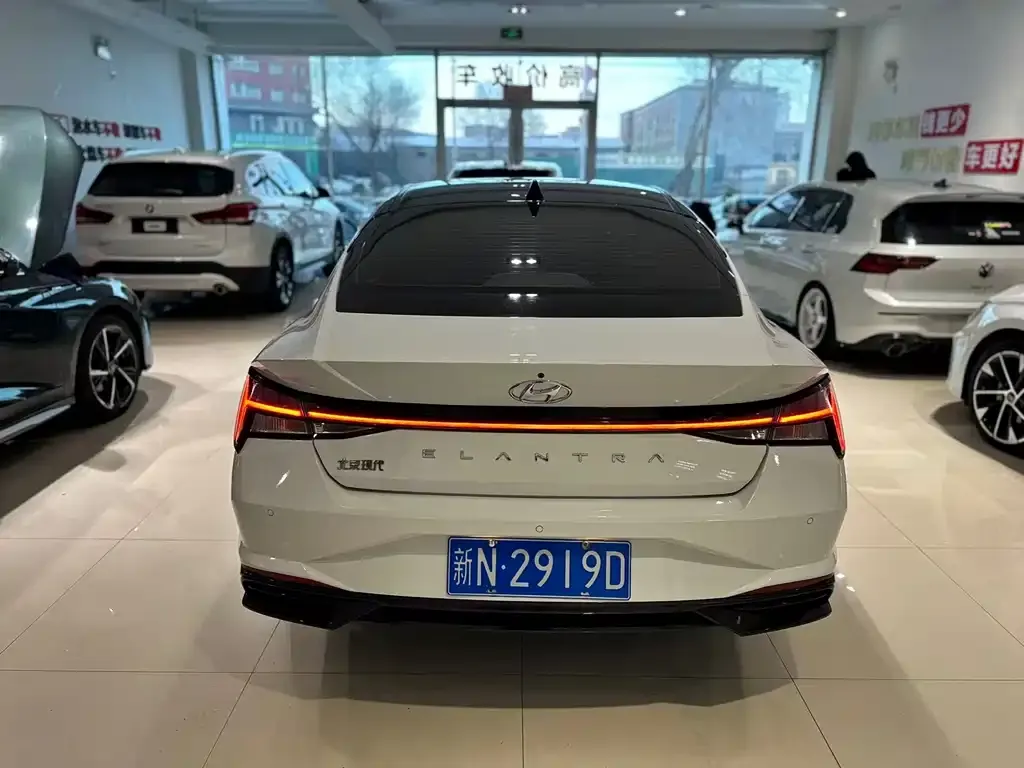 Hyundai Elantra 2021 из CN, фото 2