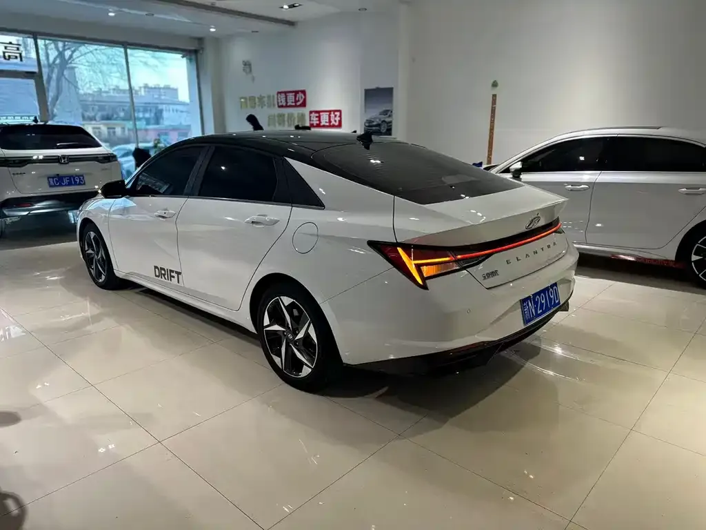 Hyundai Elantra 2021 из CN, фото 4