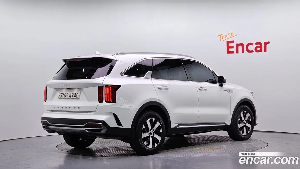 Kia Sorento — фото 6