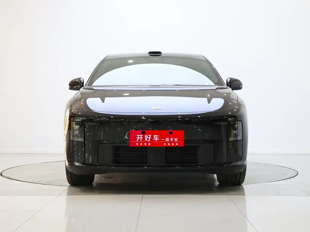 Li Auto i6 — фото 1