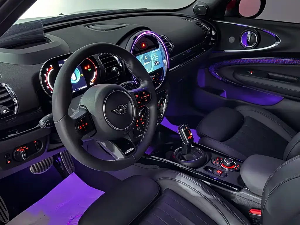 MINI Clubman JCW 2021 из CN, фото 10