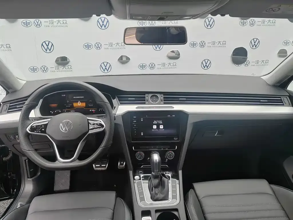 Volkswagen Magotan 2024 из CN, фото 2