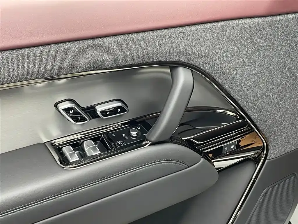 Land Rover Sport 2024 из CN, фото 8
