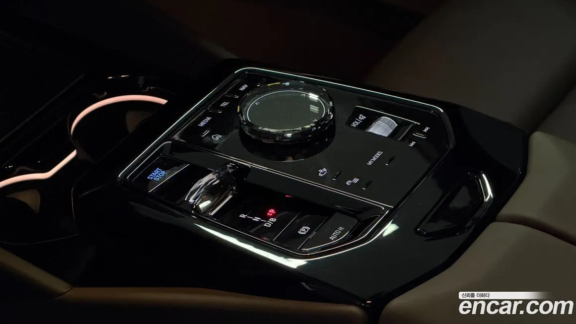 BMW i5 — фото 10