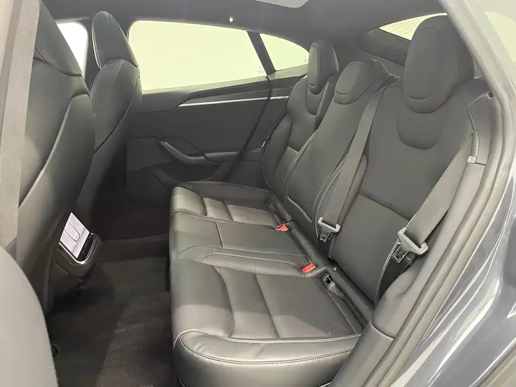 Tesla Model S 2023 из CN, фото 5