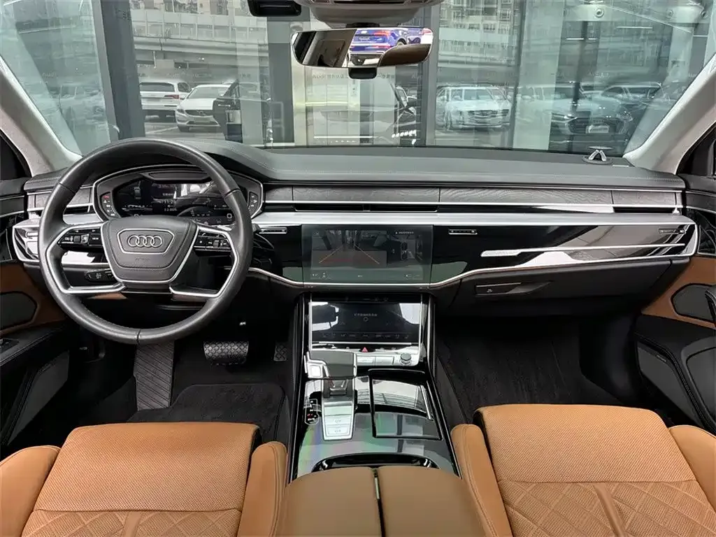 Audi A8 — фото 9