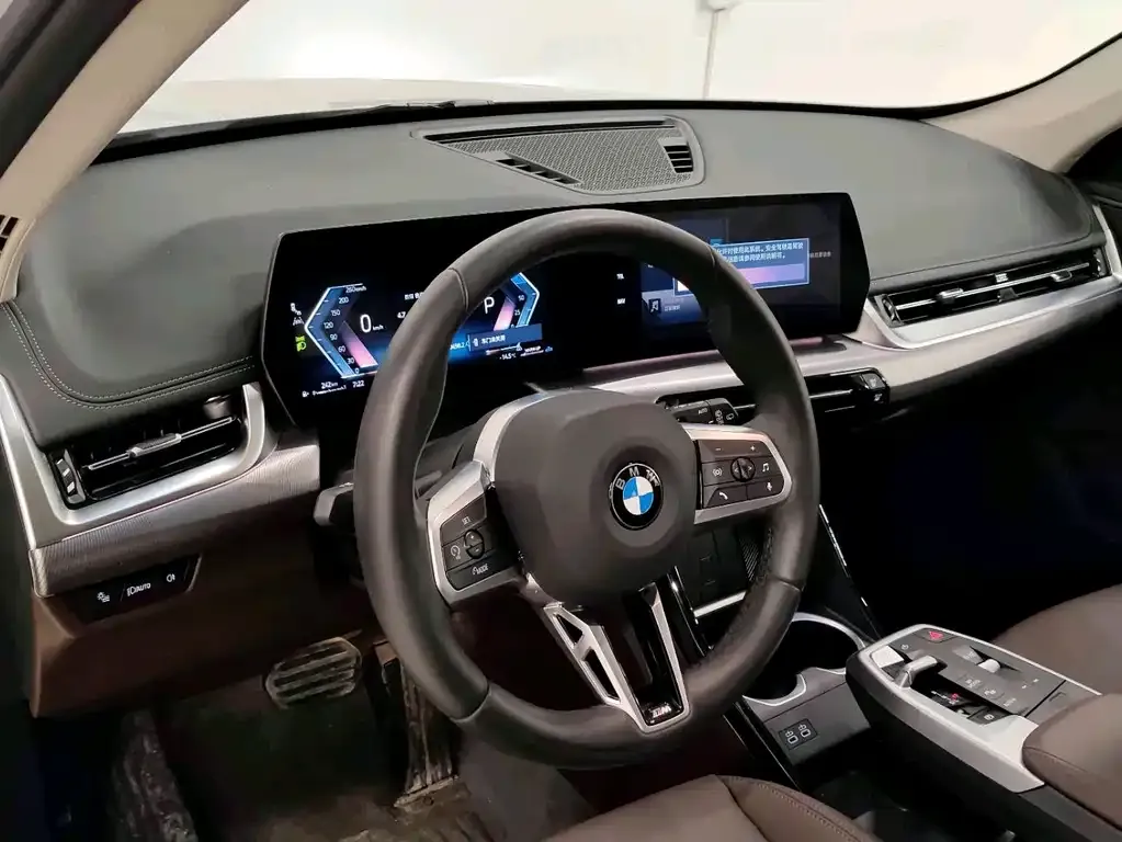BMW X1 2025 из CN, фото 2