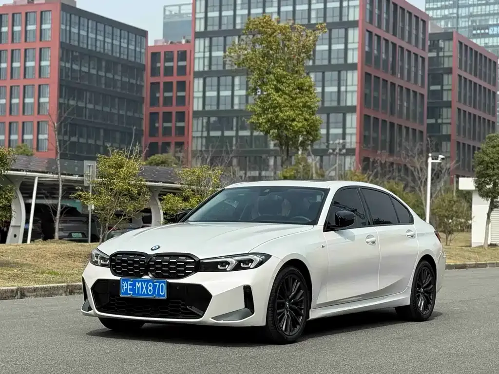 BMW 3 Series — фото 1