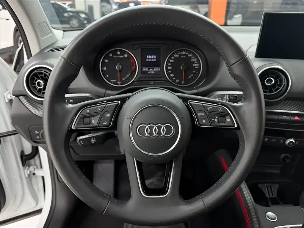 Audi Q2L 2021 из CN, фото 6