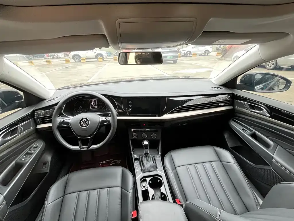 Volkswagen Passat — фото 7