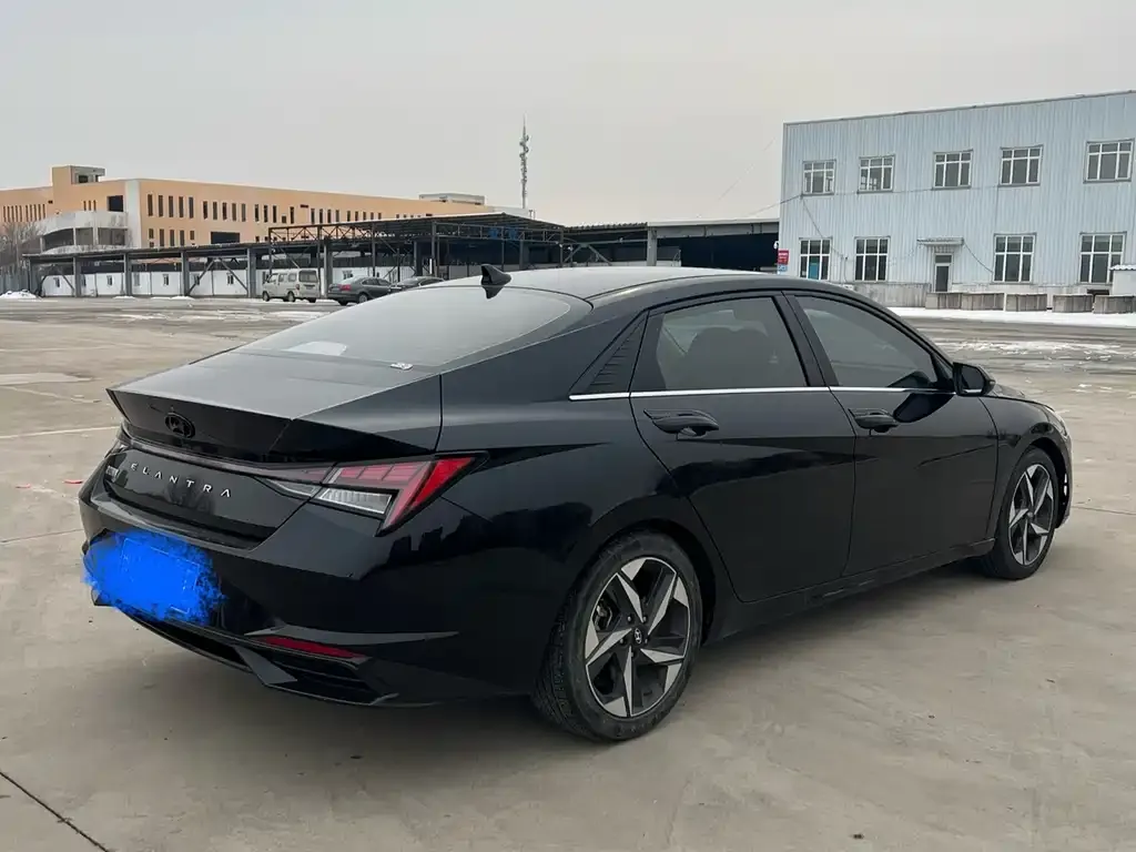 Hyundai Elantra 2022 из CN, фото 2