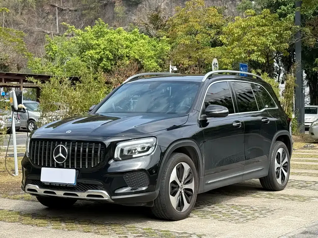 Mercedes-Benz GLB 2023 из CN, фото 1