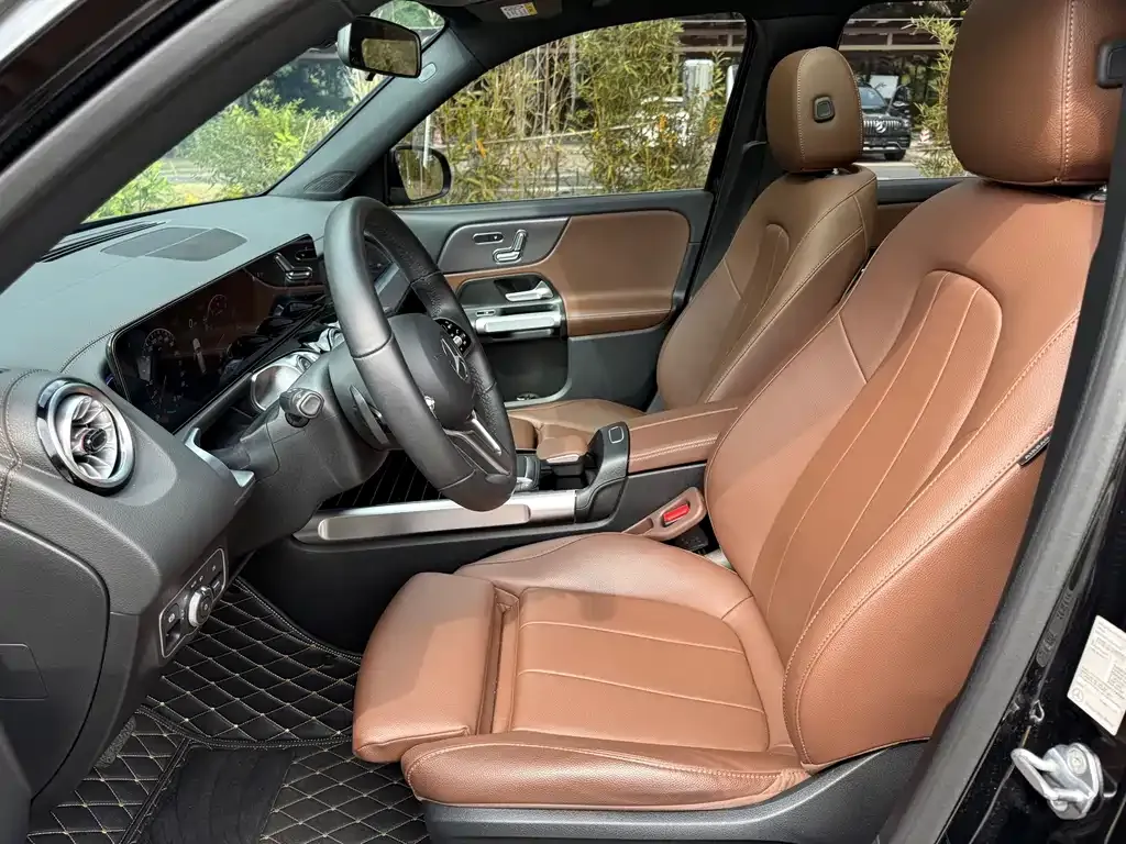 Mercedes-Benz GLB 2023 из CN, фото 2