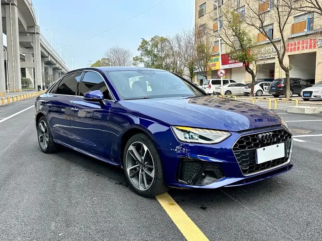 Audi A4L 2021 из CN, фото 7