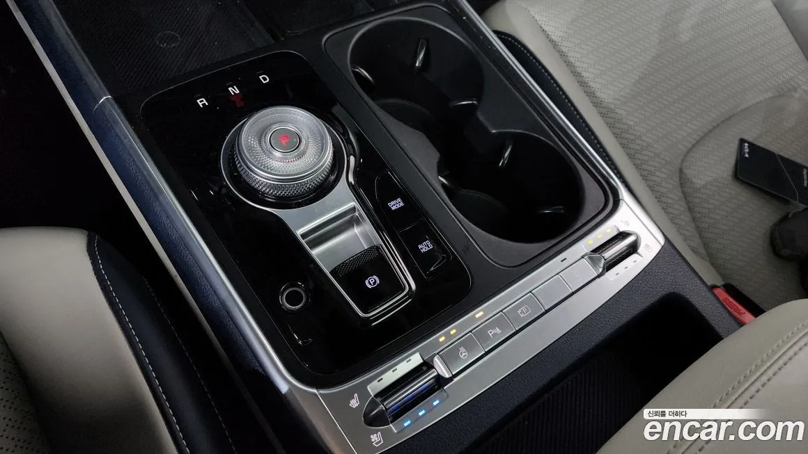 Kia Carnival — фото 10