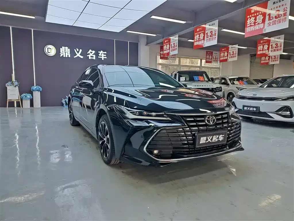 Toyota Avalon 2023 из CN, фото 6