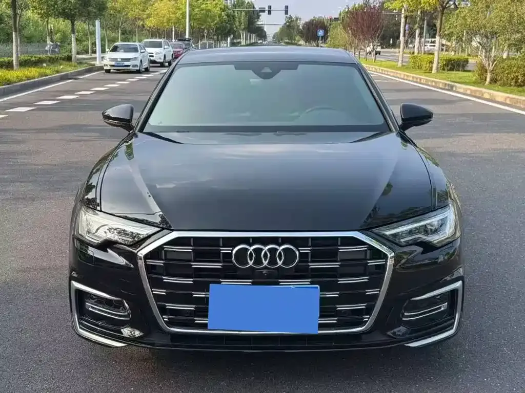 Audi A6L 2024 из CN, фото 6