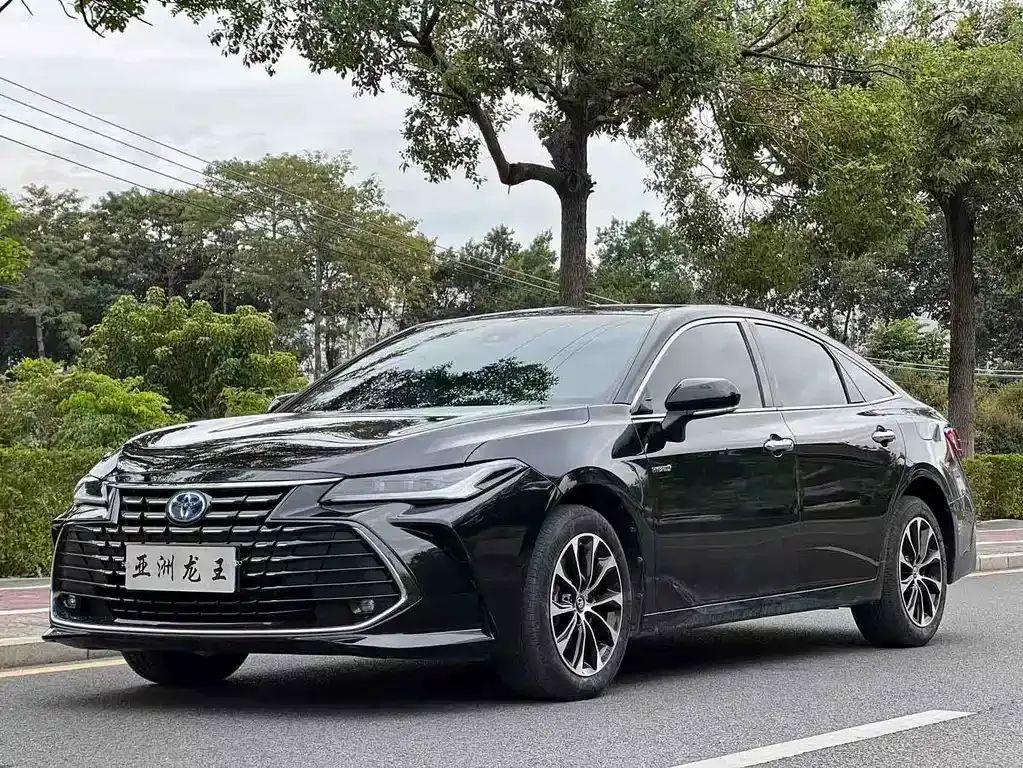 Toyota Avalon 2023 из CN, фото 1
