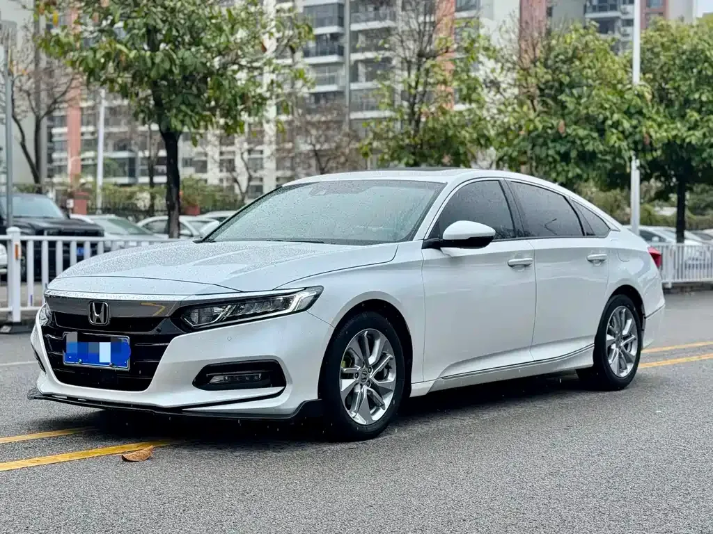 Honda Accord — фото 3