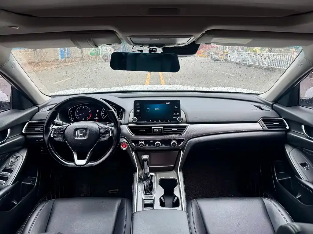 Honda Accord — фото 5