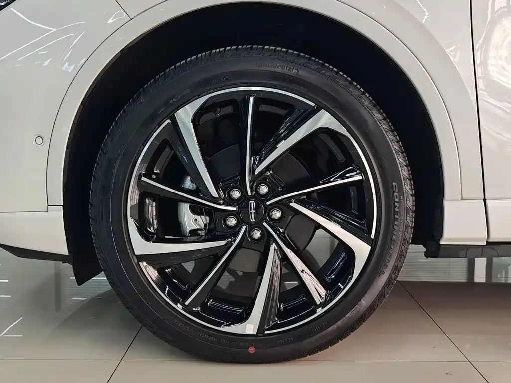 Lincoln Corsair 2024 из CN, фото 7