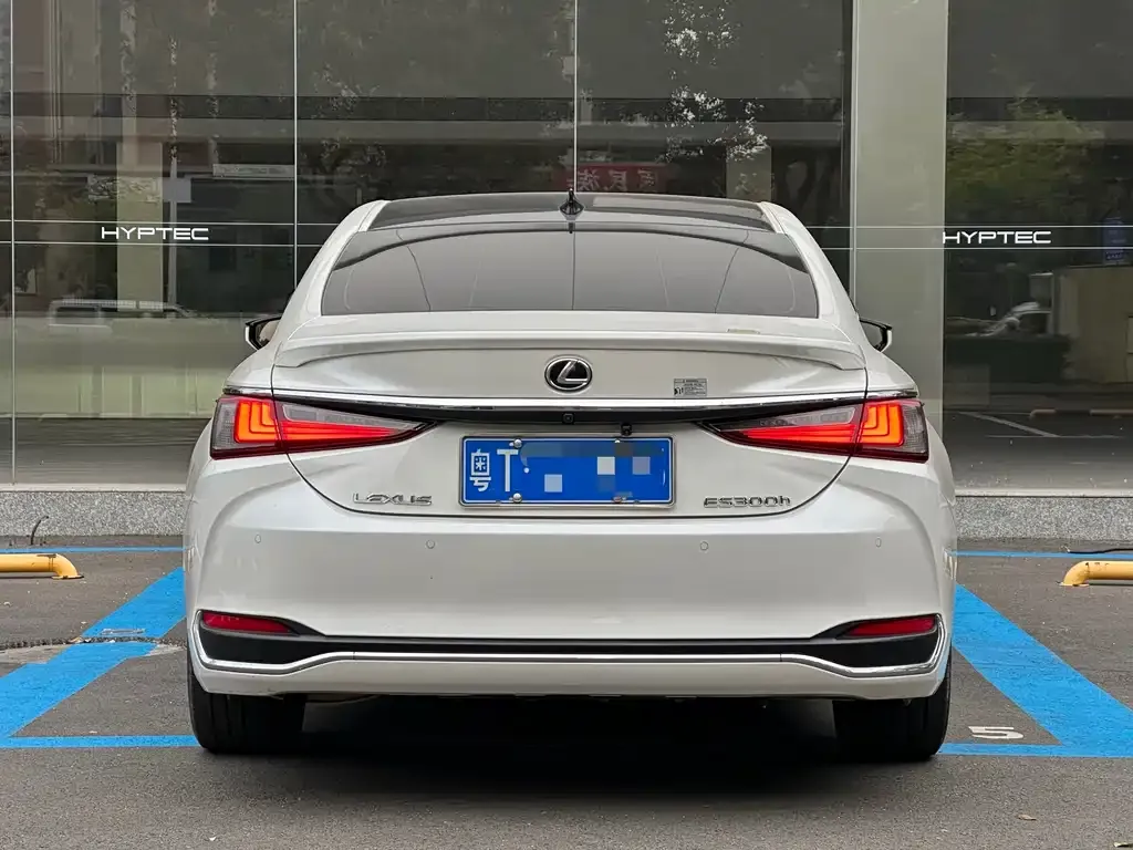 Lexus ES 2023 из CN, фото 7