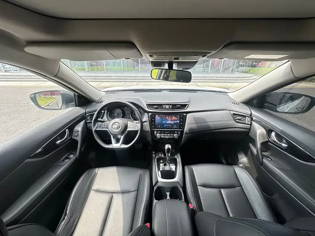 Nissan X-Trail 2021 из CN, фото 2