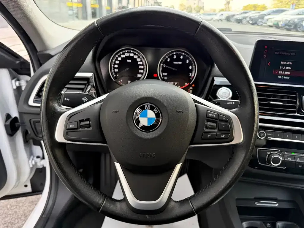 BMW 1 Series — фото 2