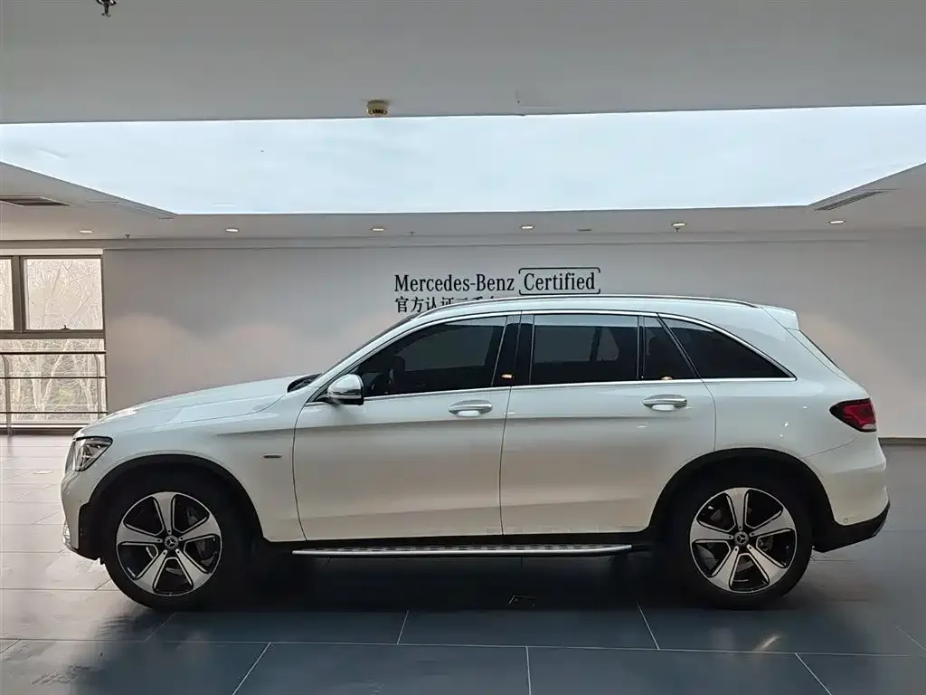 Mercedes-Benz GLC — фото 4