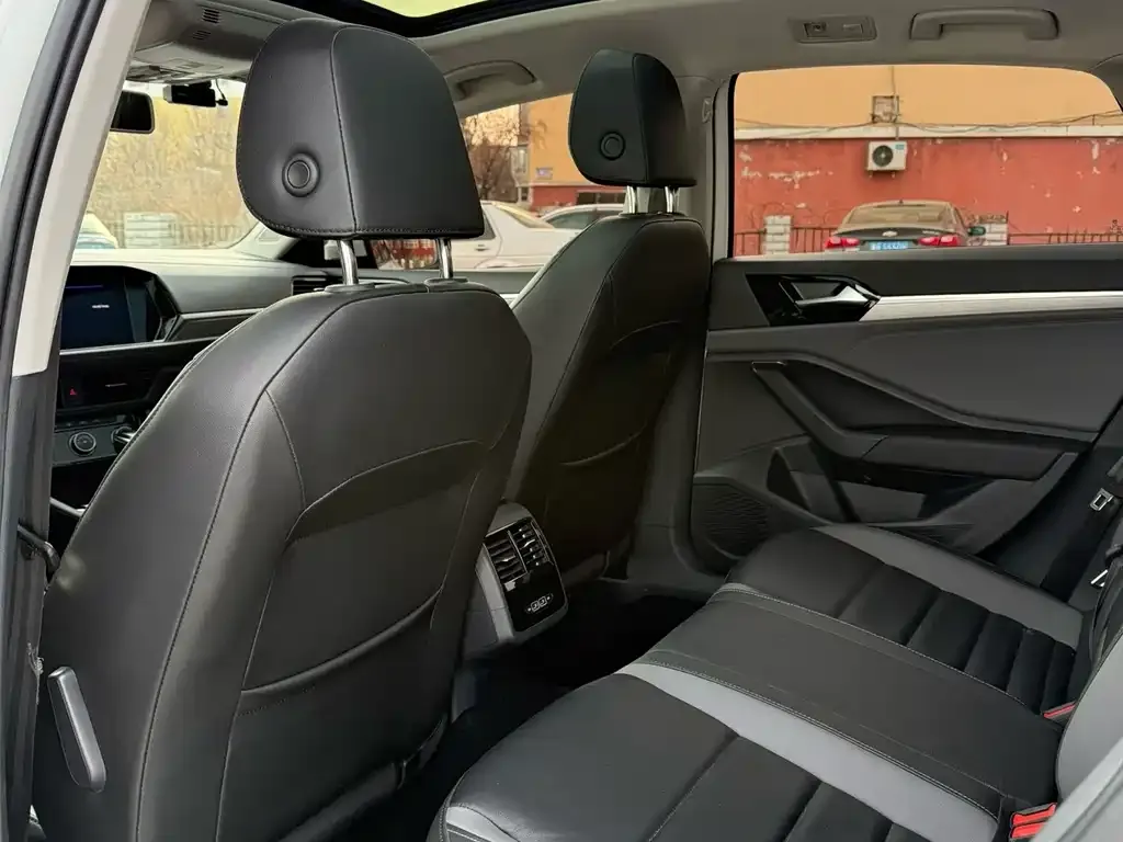Volkswagen Sagitar 2022 из CN, фото 5