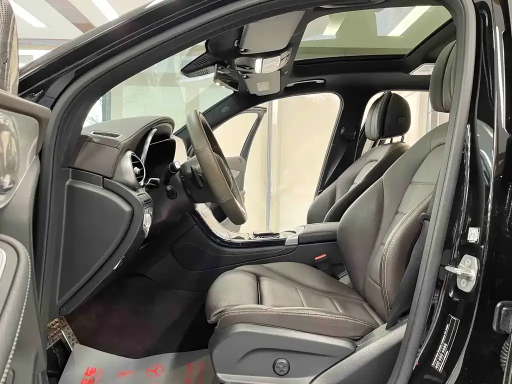 Mercedes-Benz GLC 2022 из CN, фото 2