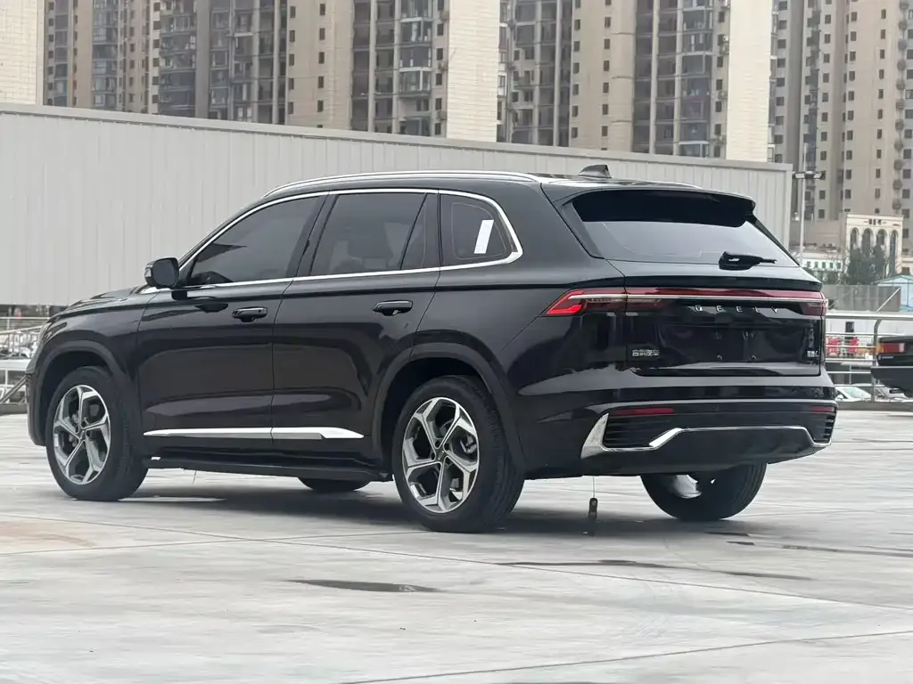 Geely Xingyue L — фото 8