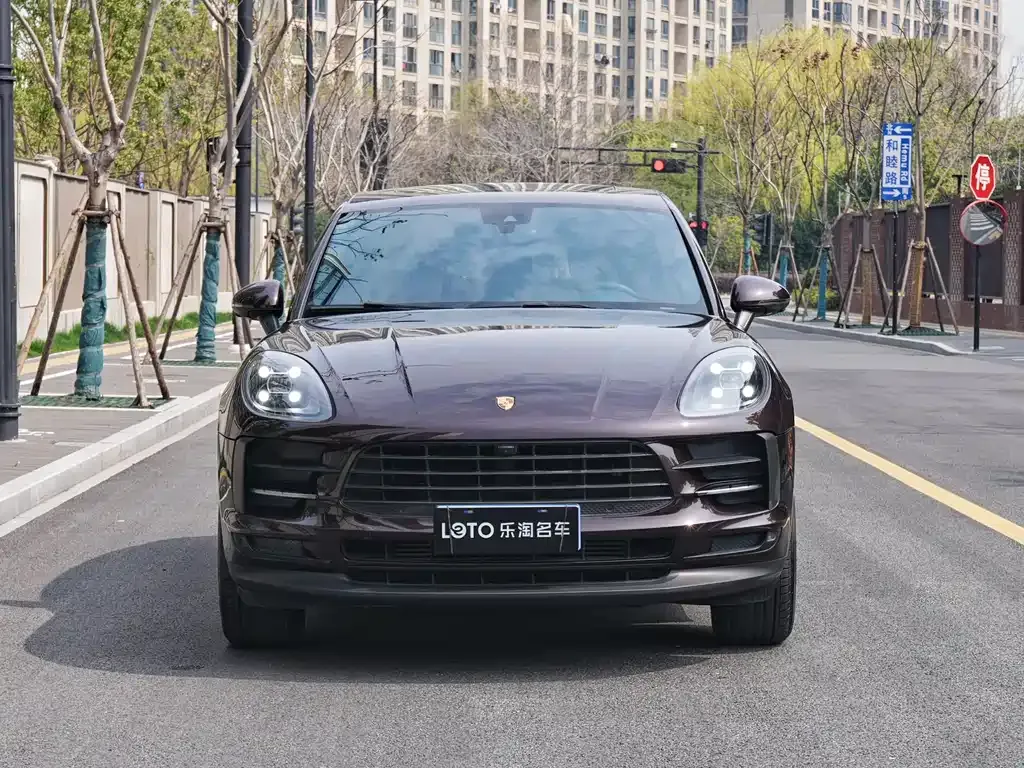 Porsche Macan — фото 8