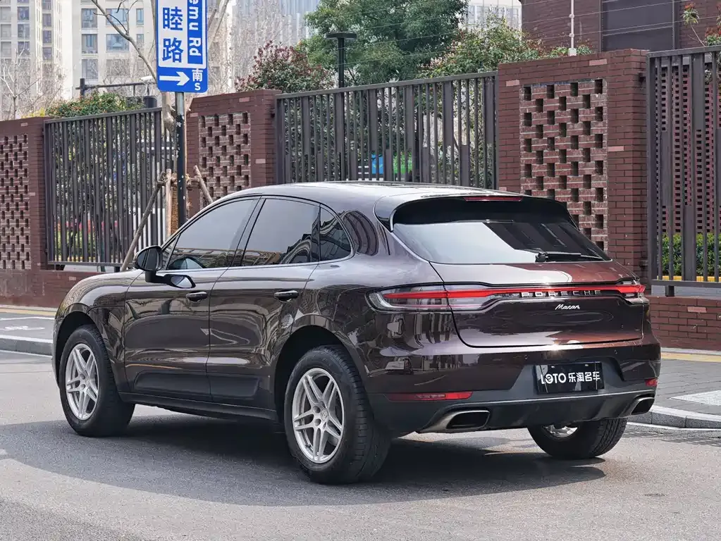 Porsche Macan — фото 6