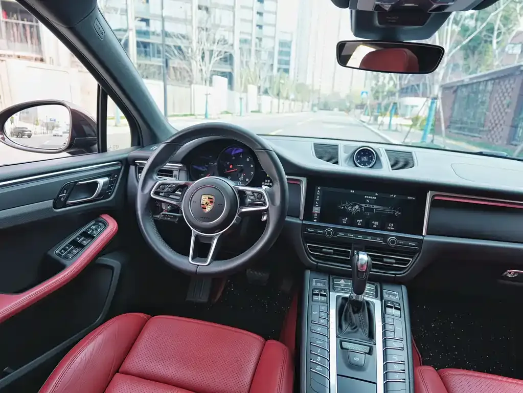 Porsche Macan — фото 4