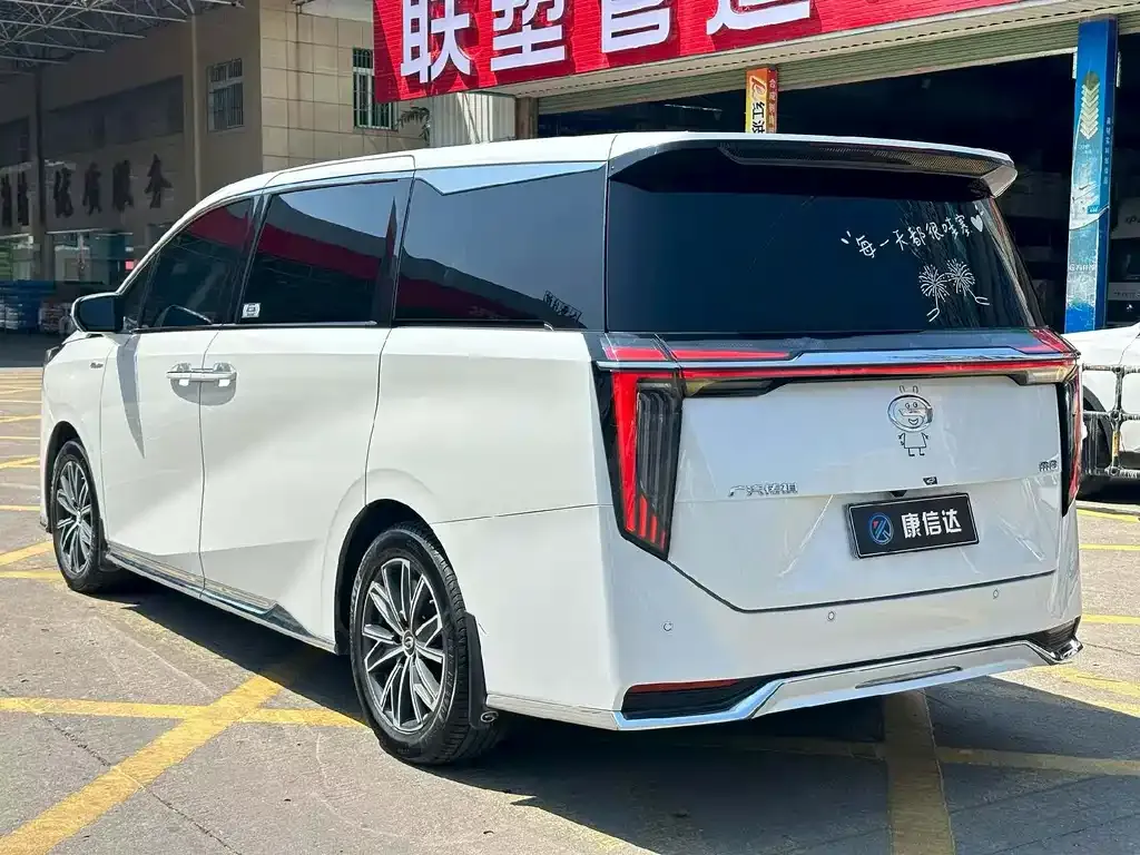 GAC Motor Trumpchi M8 2024 из CN, фото 2