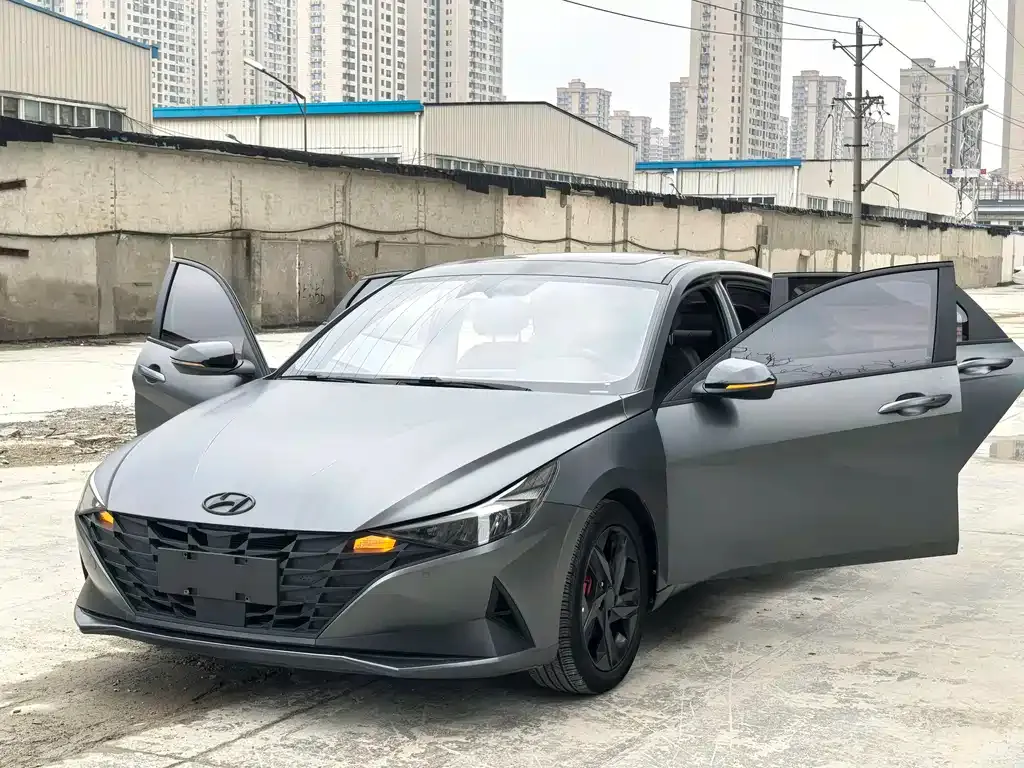Hyundai Elantra — фото 10