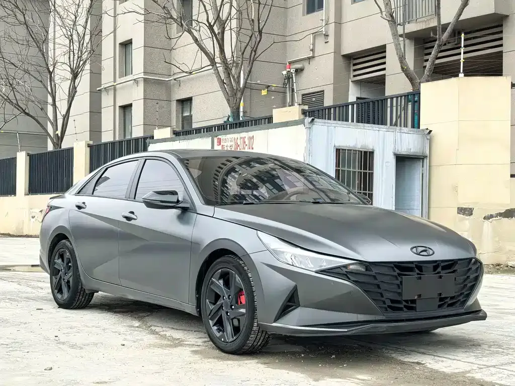 Hyundai Elantra — фото 5