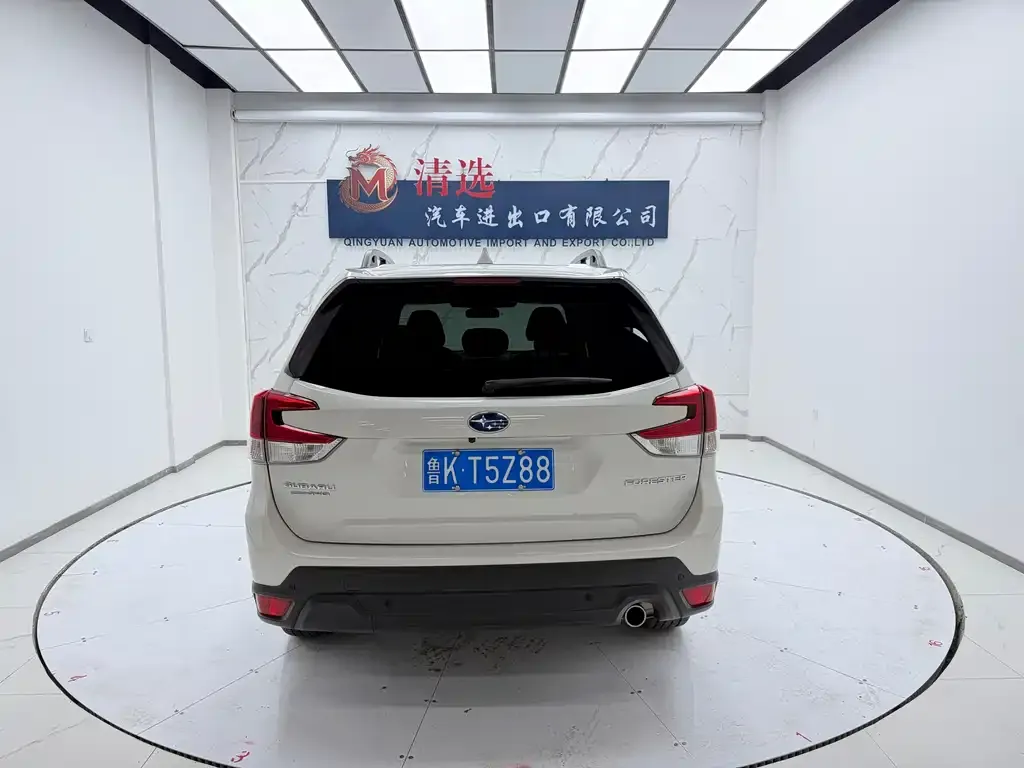 Subaru Forester 2022 из CN, фото 4
