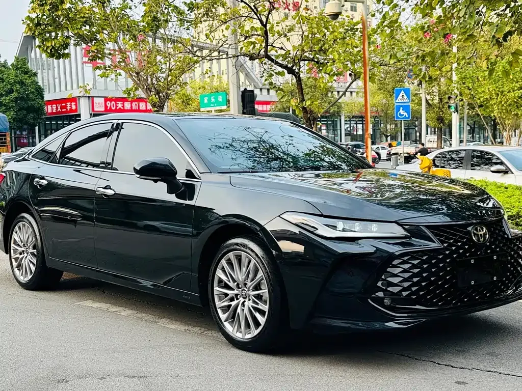 Toyota Avalon 2024 из CN, фото 10